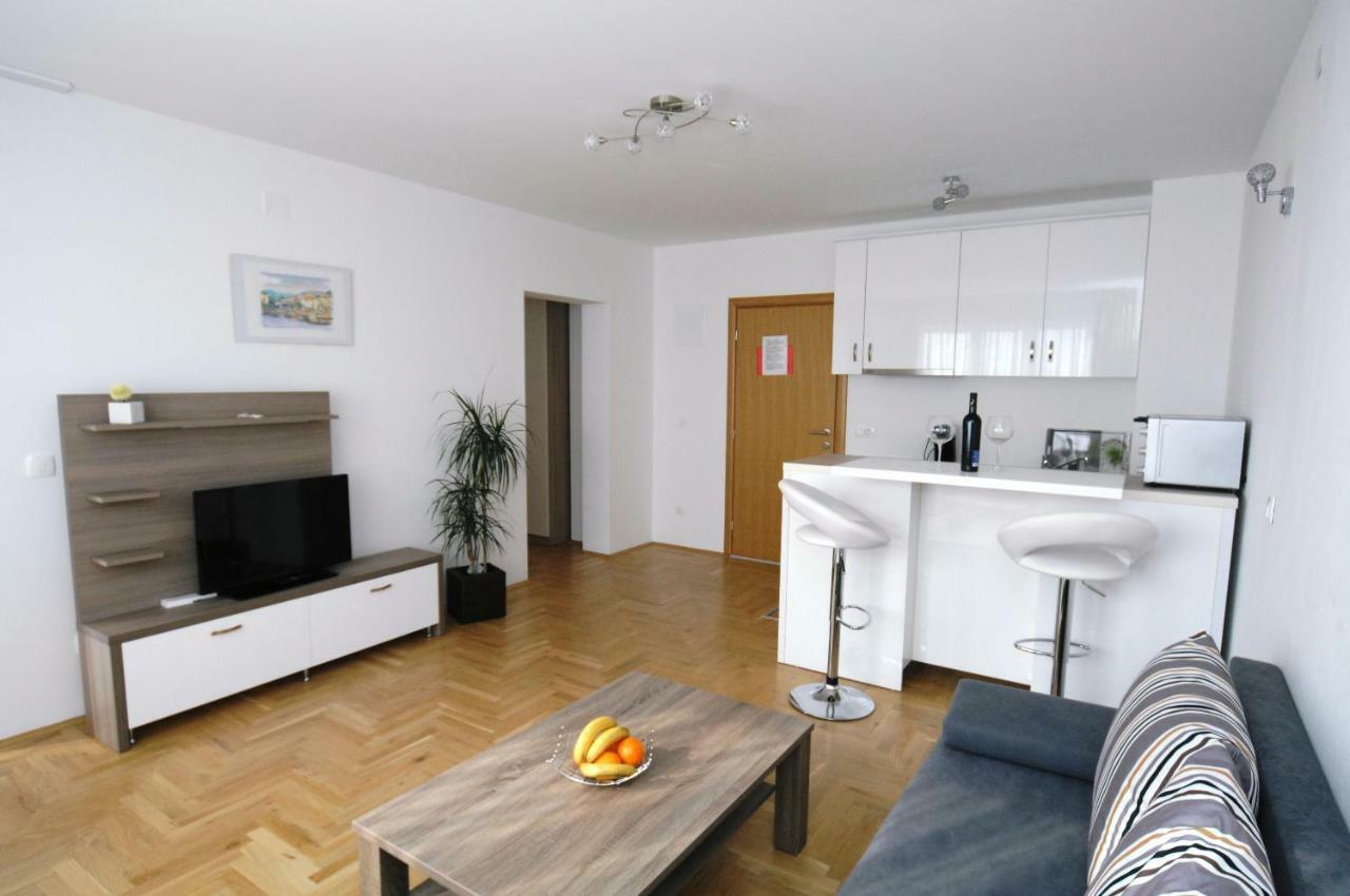 Haus Zora Ferienwohnung 7 Moscenice Exteriér fotografie